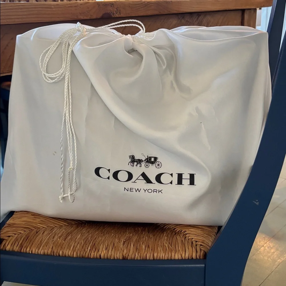 Vintage Coach Market Tote - Picture 15 of 15